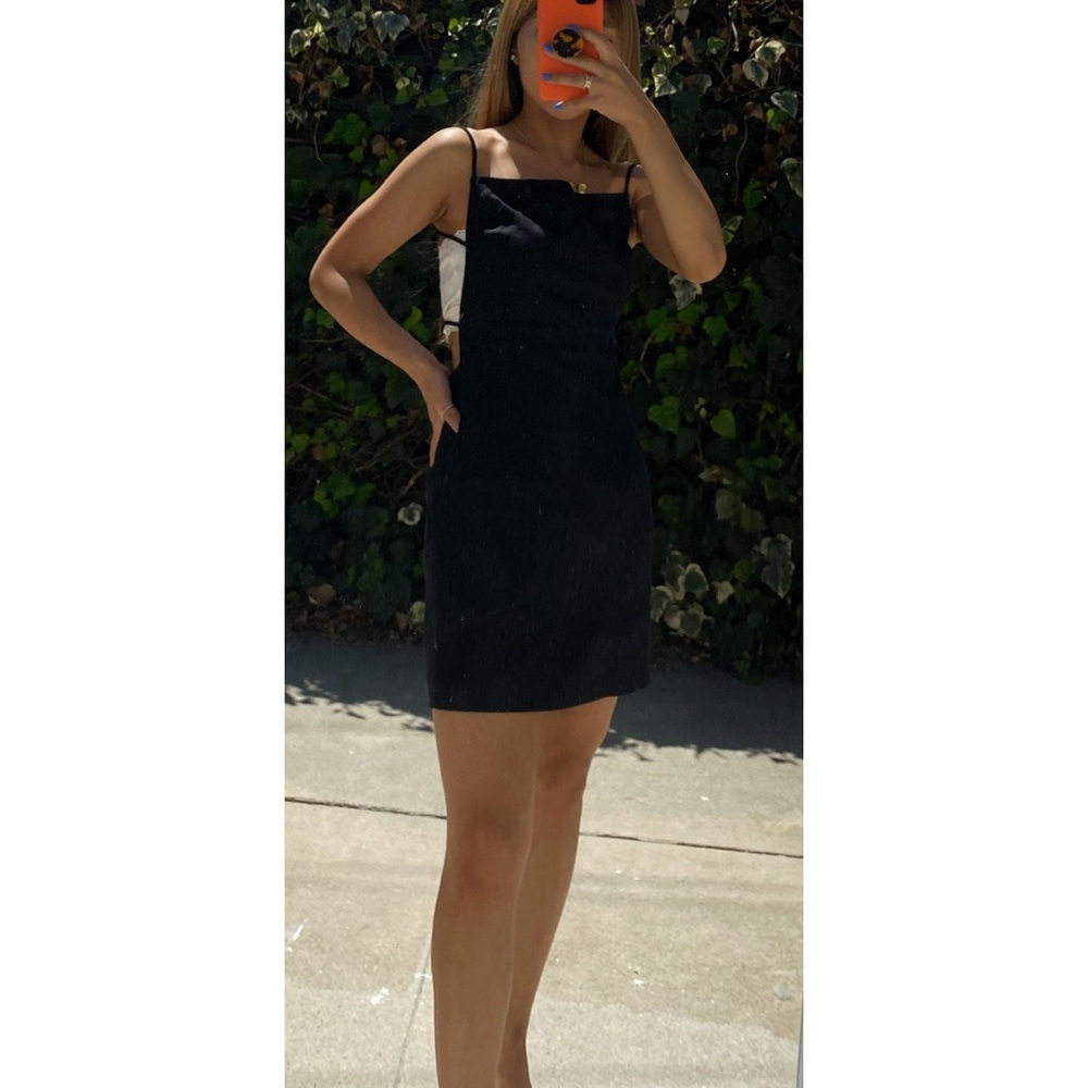 🦋NWOT ETOPHE TIE DRESS IN BLACK